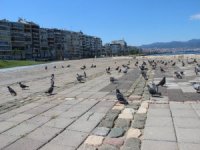 İzmir, Kısıtlamanın İlk Gününde Boş Kaldı