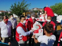 Kızılay’dan Roman Vatandaşlara Gıda Yardımı