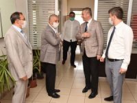 Belediyede Sosyal Mesafe Kuralına Uyarak Bayramlaşma