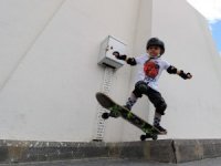 Minik Kaykaycı Profesyonellere Taş Çıkardı