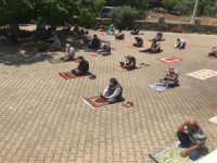 Köyceğiz’de 2,5 Ay Sonra Şükür Kurbanı Kesilerek Cuma Namazı Kılındı