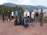 Ak Partili Gençler Marmaris’te Çevre Temizliği Yaptı