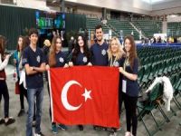 İzmir Fatih Koleji Öğrenciler ABD’de Önemli Başarılara İmza Attı