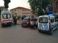 İki Otomobil Kafa Kafaya Çarpıştı, Sürücüler Yaralandı