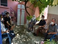 Kaymakam Şahin, Şehit Annesine Buzdolabı Hediye Etti