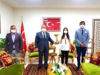 Online Halk Oyunları Yarışması Birincisi Ödülünü Kaymakam Yıldız’dan Aldı