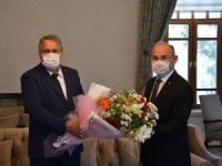 Başkan Çerçi, Hem ‘Hayırlı Olsun’ Dedi Hem İlçesini Anlattı