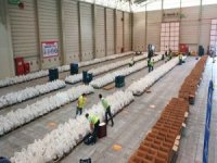 Biz Varız Dayanışmasında 200 Bin Gıda Paketi Hedefi Aşıldı