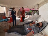 Başkan Çöl, Kızılay Kan Bağış Noktasını Ziyaret Etti