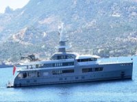 Rus Milyarder Bodrum’a Milyon Dolarlık Yat İle Geldi, Beach’i Kapattı