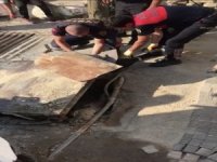 Menfeze Sıkışan Köpeği İtfaiye Kurtardı