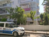 Site Yöneticileri Kavga Etti, Bir Kişi Bıçaklandı