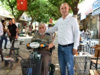 Başkan Kaya, Akülü Engelli Araçlarını Teslim Etti