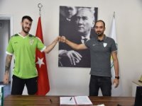Manisa Bbsk Basketbol Takımına Forvet Takviyesi