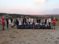 Vatandaşlar, Piknik Alanında 100 Poşetten Fazla Çöp Topladı