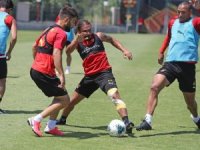 Göztepe’de Galatasaray Maçı Hazırlıkları Sürüyor