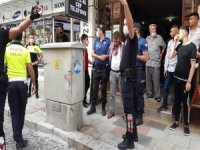 Çay Ocaklarının Bardaklar Karışınca Çarşı Birbirine Girdi