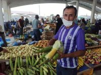 Şuhut’ta Yerli Mısırlara Pazar Yerinde İlgi Arttı