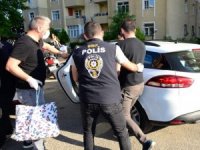 Sahte Kimlik İle Telefon Kartlarını Kopyalayan Çete Çökertildi
