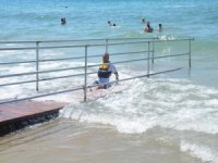 Kuşadası’nda Engelsiz Plajlar Oluşturuldu