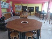 Anadolu Lisesinin Mobilyalarını Meslek Liseliler Yaptı