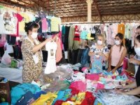 Menderes’te Çocuklar İçin Giysi Kampanyası