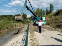 Koca Çay Ve Küçük Çay’da Temizleme Çalışması