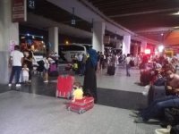 İzmir Otogarı’nda Bayram Öncesi Yoğunluk