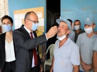 Başkan Akın’dan Belediye İşçilerine Tatlı İkramı