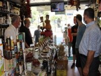 Bayram Öncesi Türk Kahvesi Kuyruğu