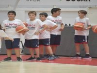 Geleceğin Basketbolcuları Aliağa’da Yetişiyor