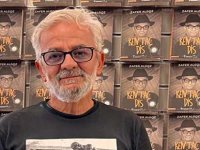 Zafer Algöz “Ken Taç Dis” Kitabını İmzaladı