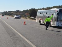 İzmir'de trafik denetimleri hız kesmeden devam ediyor