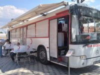 Foça Bağarası’nda Kızılay’a 43 Ünite Kan Bağışı