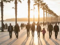 İzmir’in Yaş Ortalaması Yükseldi Nüfus Artış Hızı İse Yavaşladı