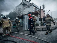 Bornova’daki fabrika yangını söndürüldü