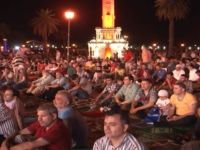 İzmirliler Kadir Gecesinde ’Seccadeni Al Gel’ Etkinliğinde Bir Araya Geldi