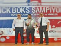 ÇOMÜ Öğrencisi Türkiye Kick Boks Şampiyonası Birincisi Oldu