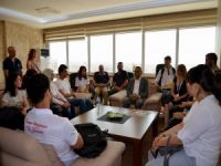 Türkçe Yaz Okulu Öğrencilerinden Makam Ziyaretleri
