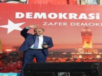 İzmir’in Son Demokrasi Nöbetinde Birlik Beraberlik Rüzgarı