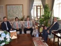 Manisa Rotary Kulübü Vali Güvençer’i Ziyaret Etti