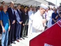 Rektör Acer, Şehit Astsubay Şahin'in Cenaze Törenine Katıldı