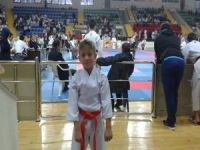 Foçalı Minik Karateci Uluslararası Arenadan Altın Çıkardı