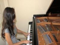 Türk Gence Aşık Olan Japon Piyanist Türkiye'ye Yerleşti