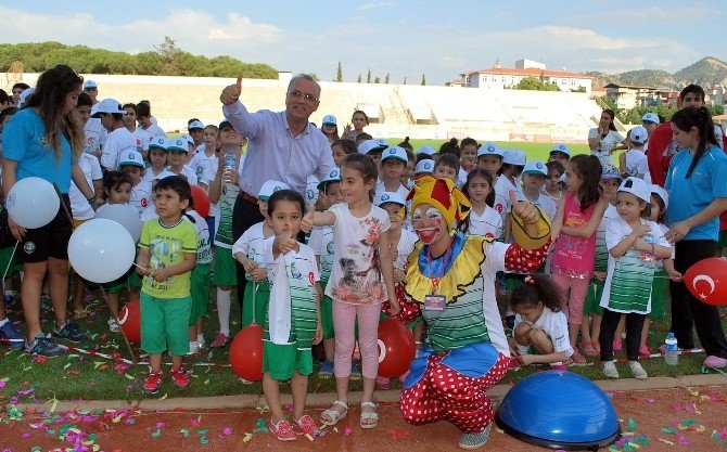 Salihli’de Sporcu Ordusu Yetişecek