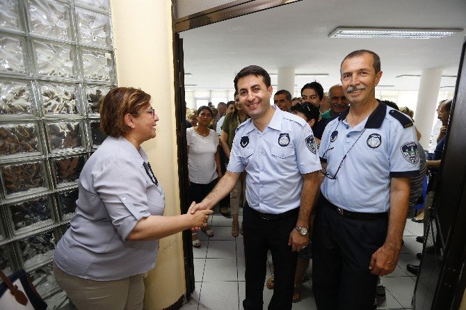 Başkan Pekdaş Çalışanlarıyla Bayramlaştı