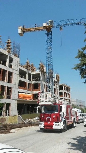 Maaş Eylemi Yapan İşçileri Cumhuriyet Başsavcısı İkna Etti