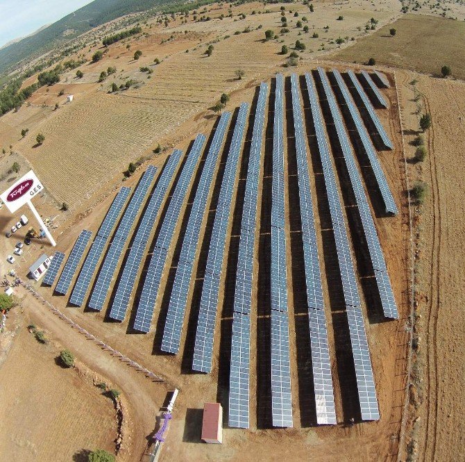 Tuğba, Enerjisini Güneşten Almaya Başladı