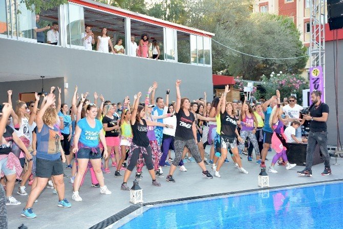 Zumbathon Etkinliğinin Geliri Anadolu Otizm Vakfı’na