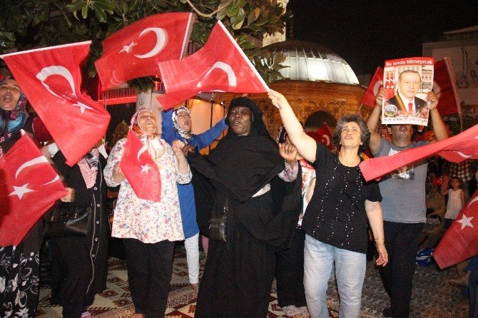 Arabistan’dan Demokrasi Nöbetine